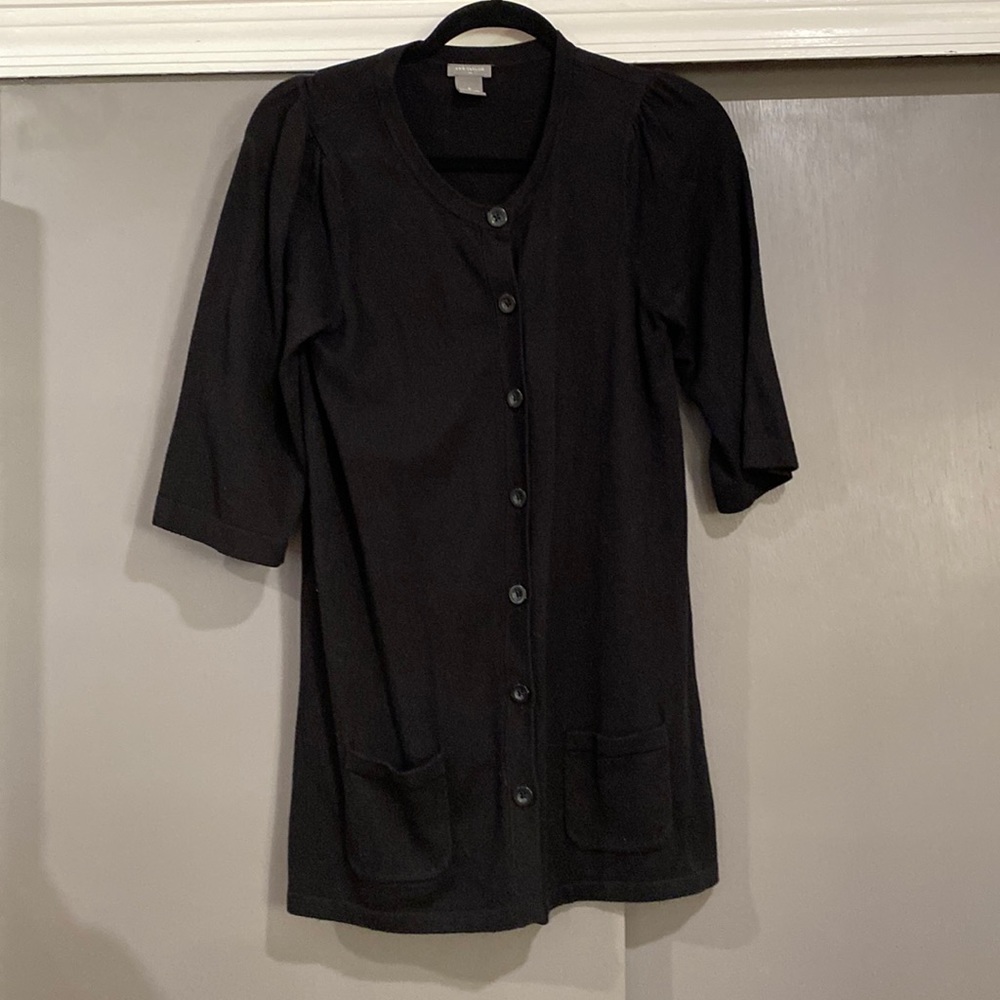 Ann Taylor short sleeve black sweater with pockets, three-quarter length size M